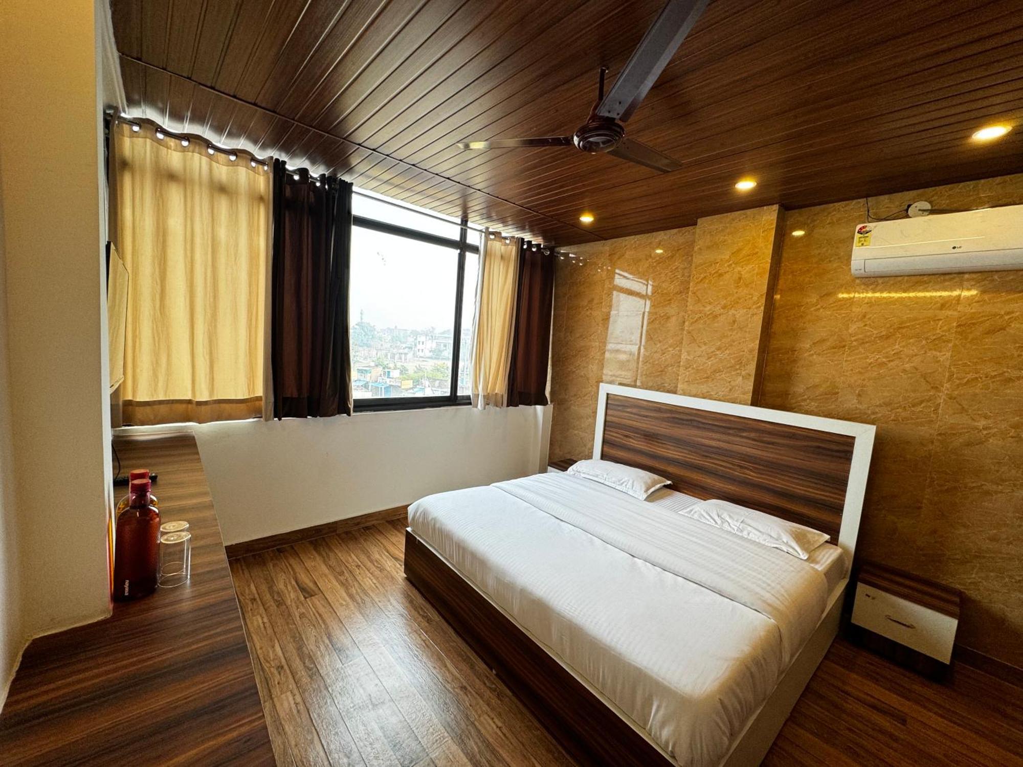 Hotel Walk Inn Faridabad Exterior photo